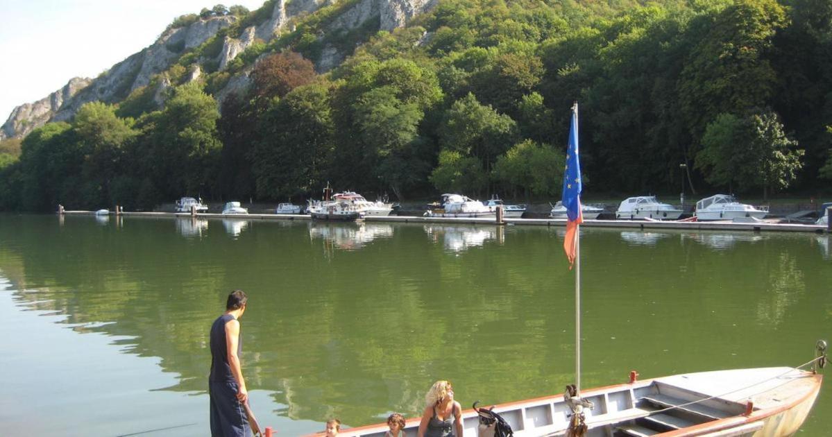Au Repaire Des Ecureuils Villa Waulsort Luaran gambar